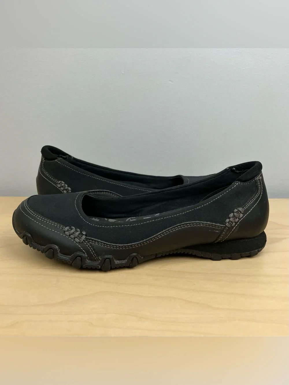 Skechers women’s size